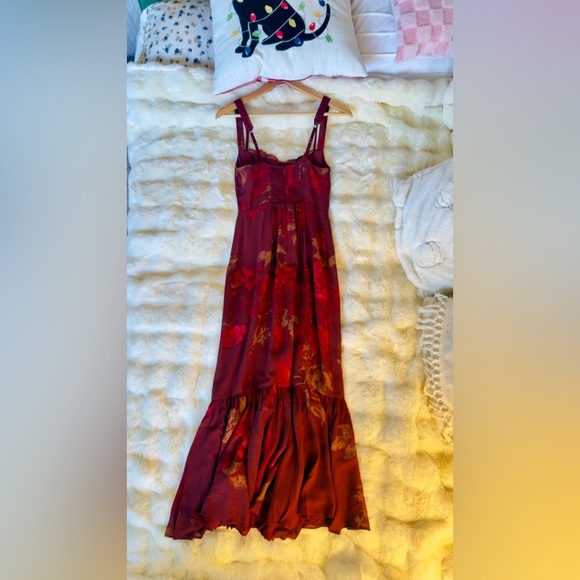 Reformation Irisa Dress In Barcelona Border, brand new, never worn, no flaws. - Picture 9 of 16